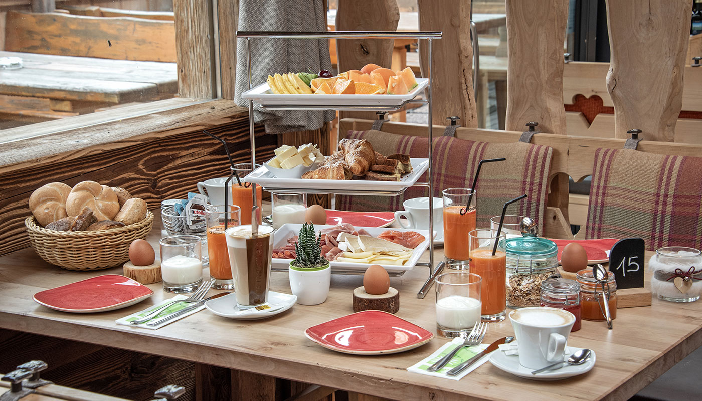 Apartment with breakfast
